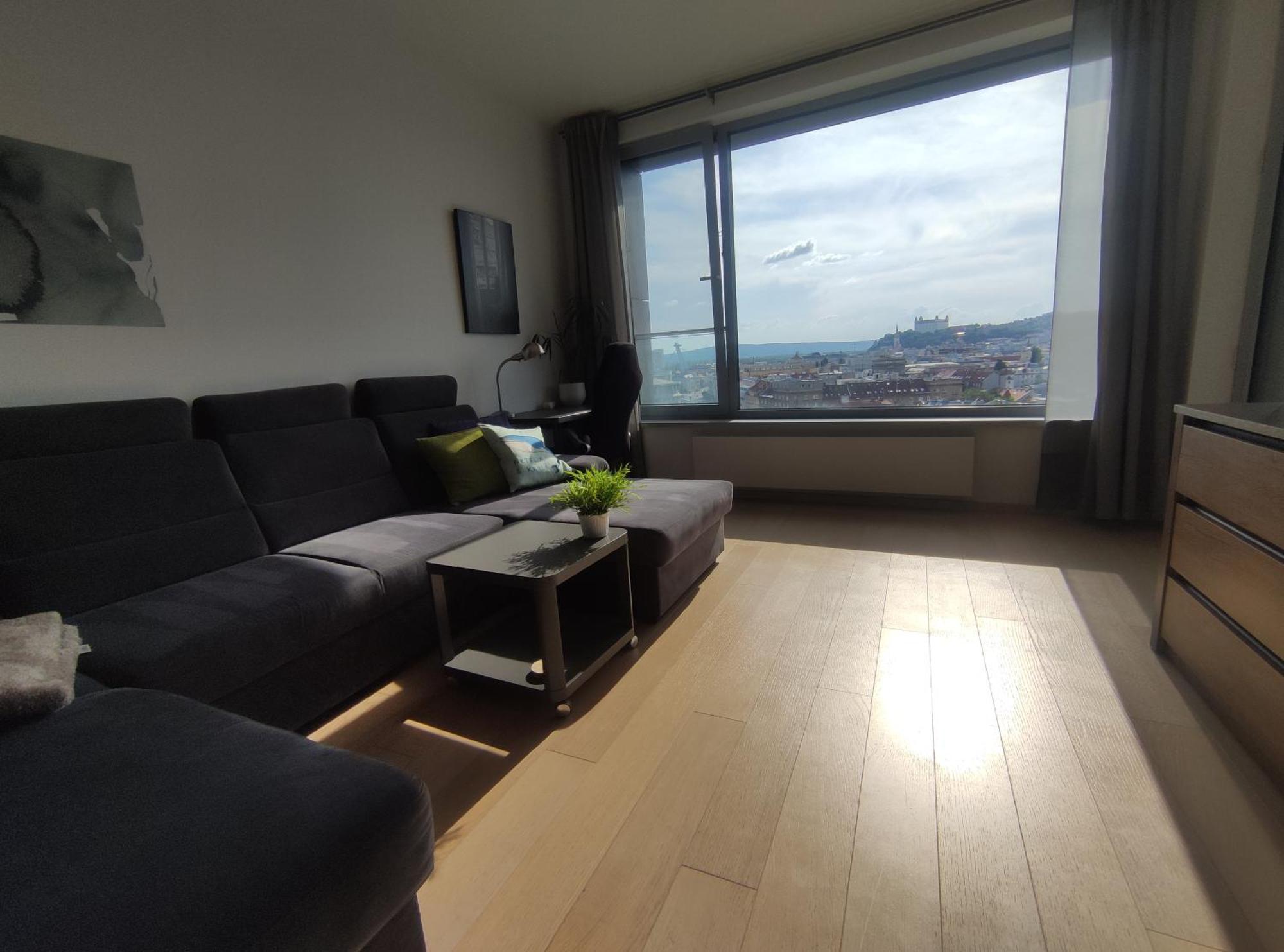 Cozy 2 Rooms Flat - Castle View Bratislava Exterior photo